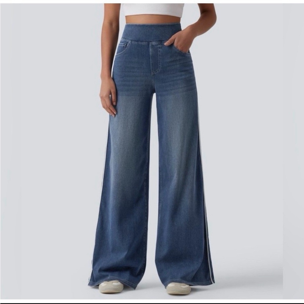 HALARA Flex High Waisted Stripe Wide Leg Jean with Pockets
X—LARGE TALL - Picture 2 of 8